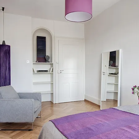 Am Pavillon, Bed&Kitchen-2